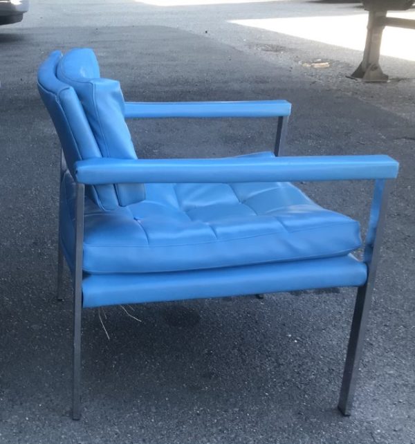 Mid-Century chrome blue vinyl lounge arm chairs - Image 2